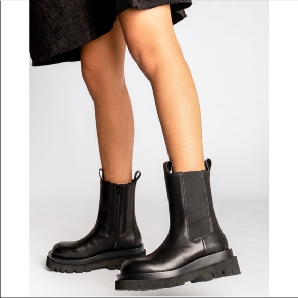 Jeffrey Campbell Shoes - NEW JEFFREY CAMPBELL Tanked Chelsea Boot in Black Size US 9